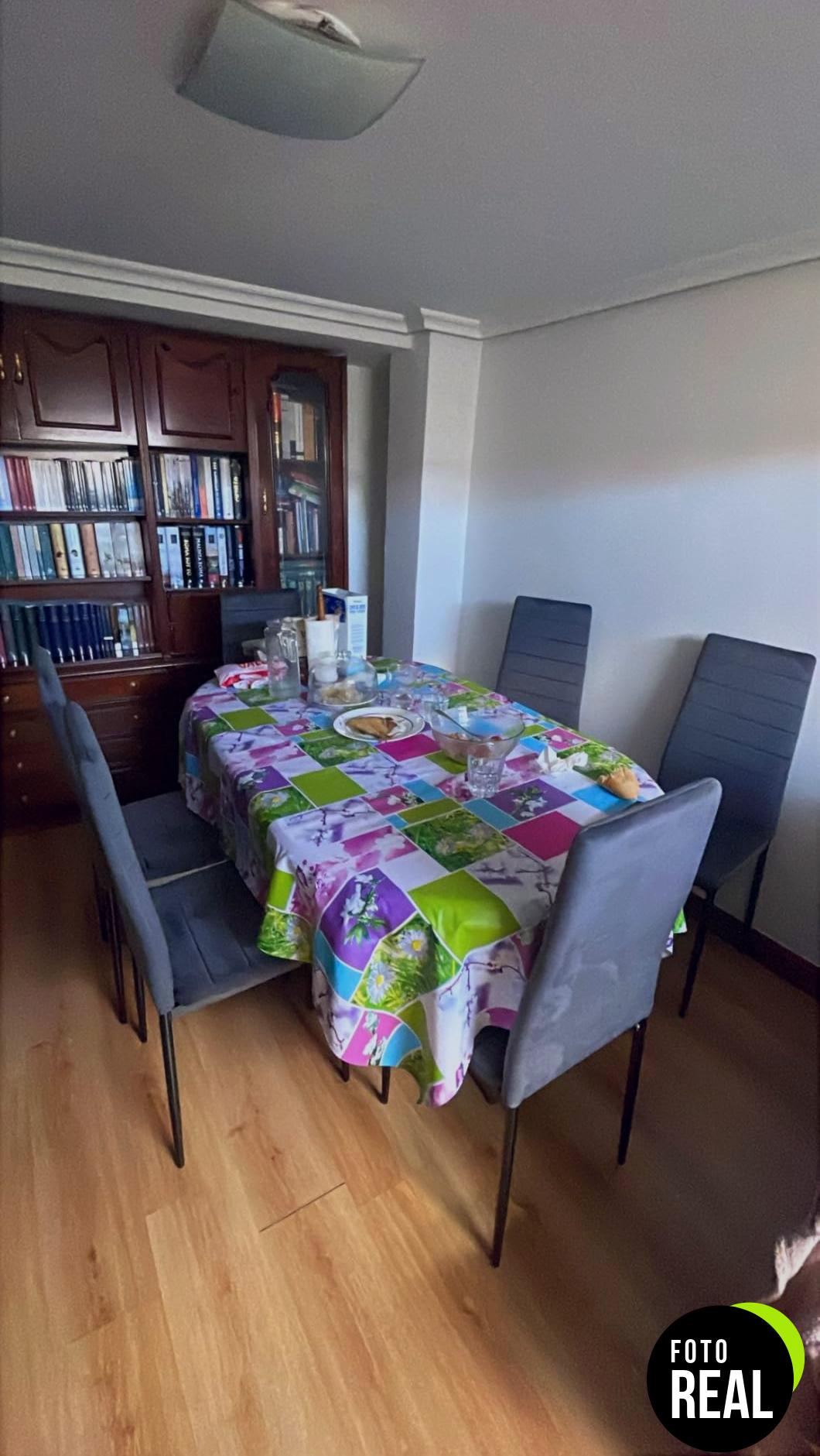 bealife-sillas-comedor-4-tapizadas-gris-fanela-foto-3